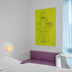 Design King Room